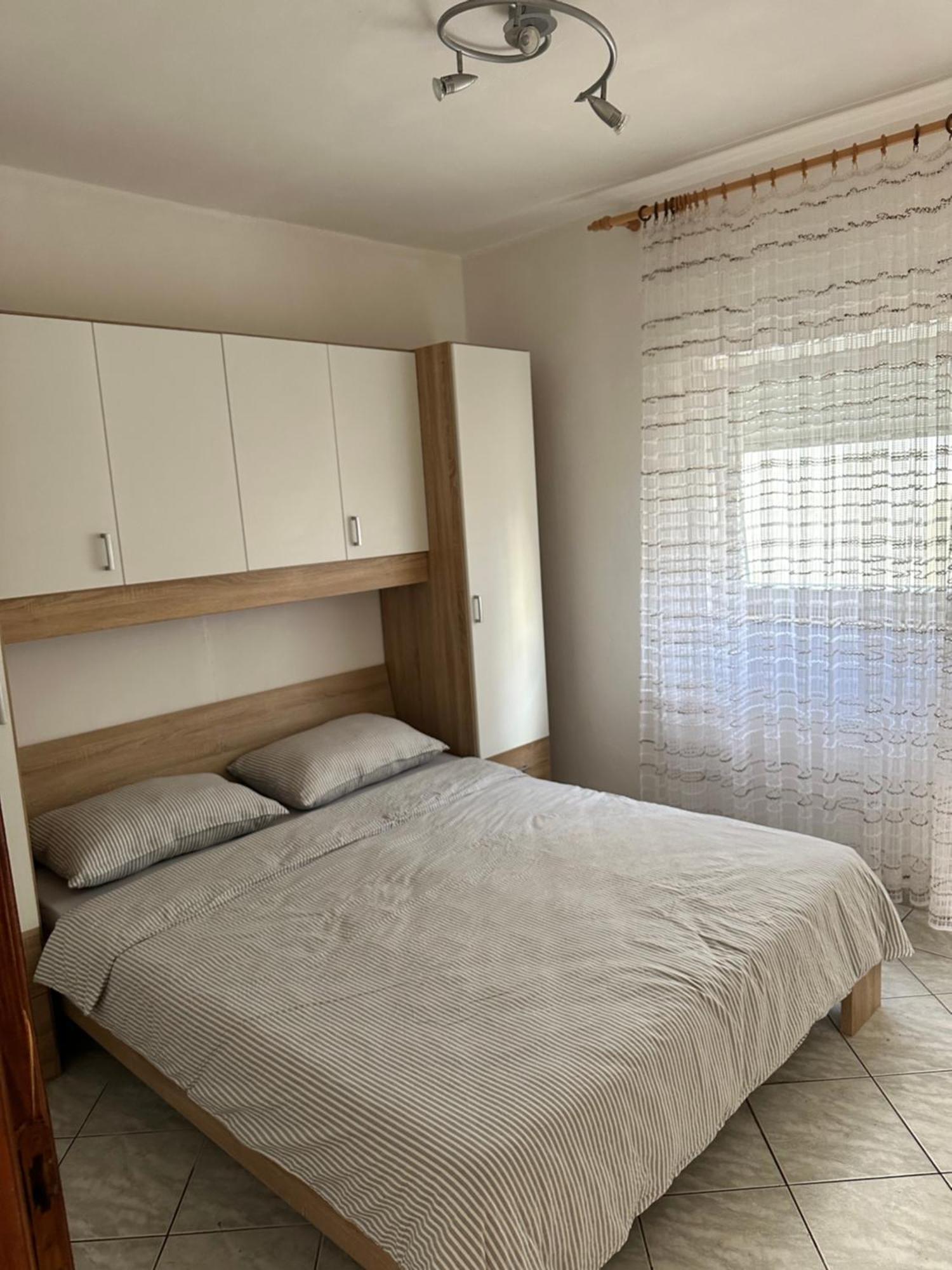 Apartments Kristina Вир Екстериор снимка
