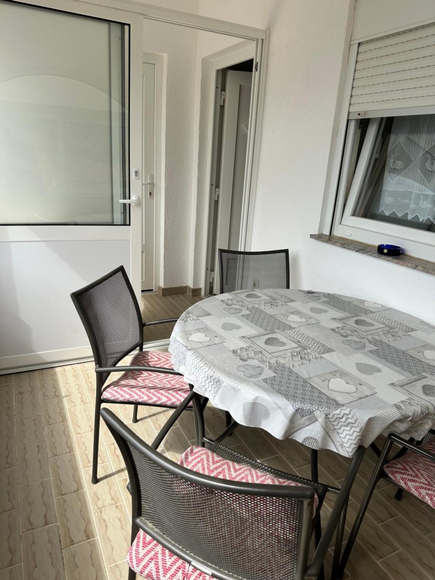 Apartments Kristina Вир Екстериор снимка
