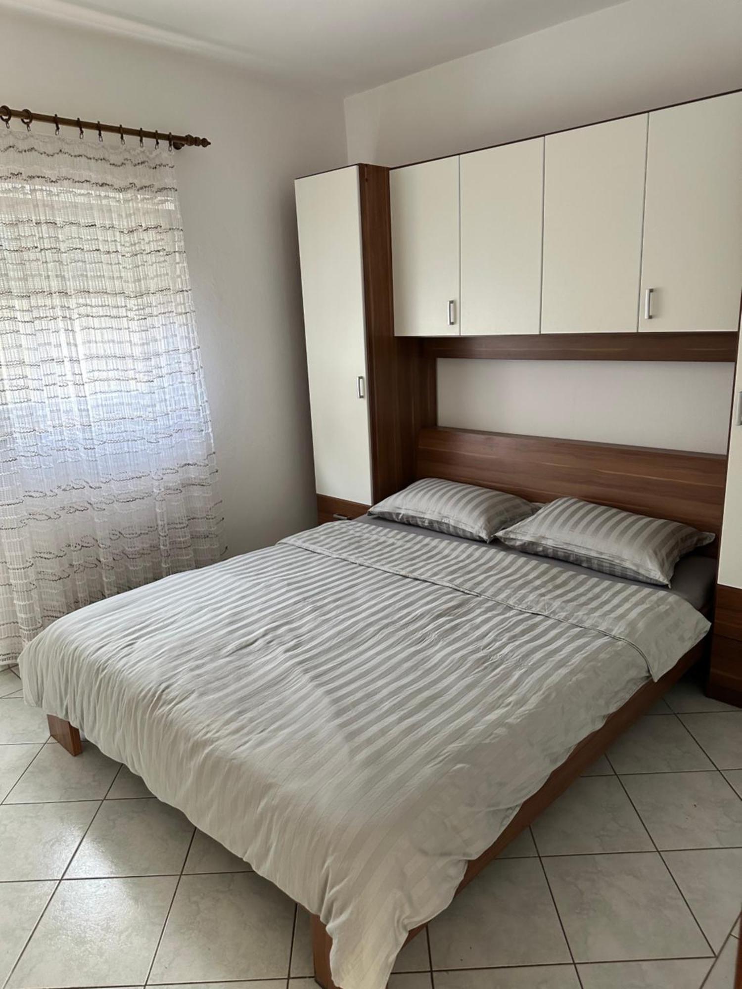 Apartments Kristina Вир Екстериор снимка